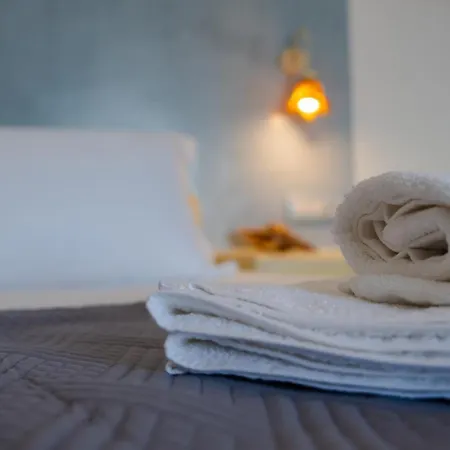 Adamantios & Bed & Breakfast