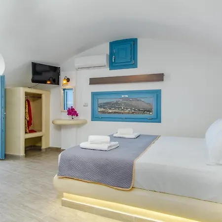 Adamantios & 3*